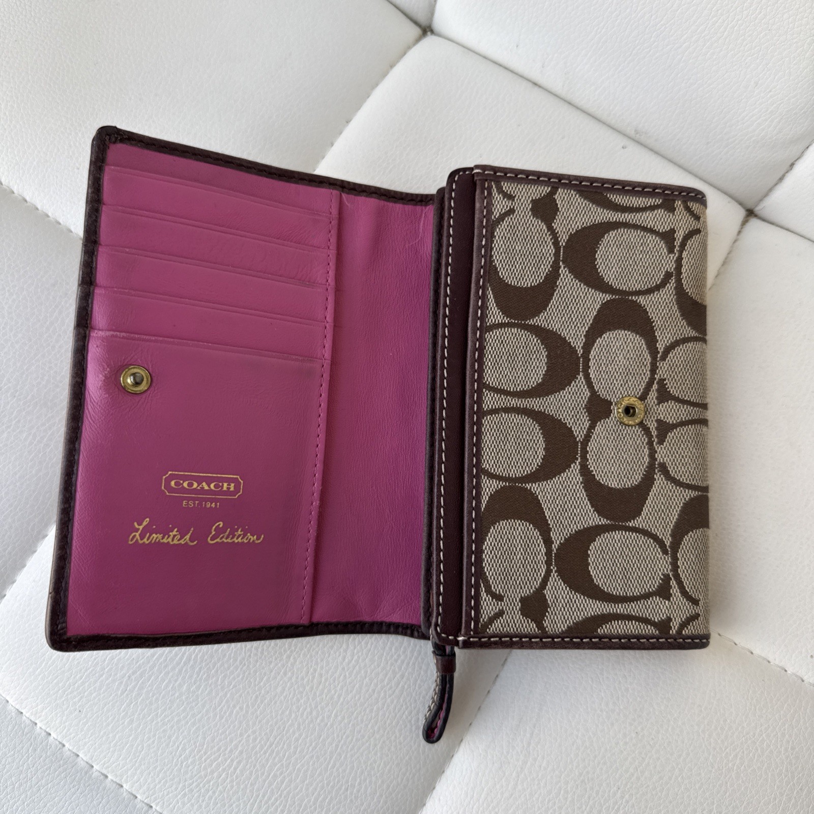 Coach Signature C Pink Stripe Purse Clutch Chain Link Limited Edition Y2K RARE thumbnail 9