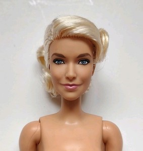 NRFB POUPÉE BARBIE PINK COLLECTION SIGNATURE Robert BEST 2021 n° 3 blonde HCB74 EUR 175,00 - FR NRFB POUPÉE BARBIE PINK COLLECTION SIGNATURE Robert BEST 2021 n° 3 blonde HCB74 EUR 175,00 - FR