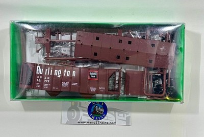 Bower HO Scale HC1V5Q3 CB&Q HC-1 70-Ton 2-Bay Covered Hopper 181779 - 1958 Versi