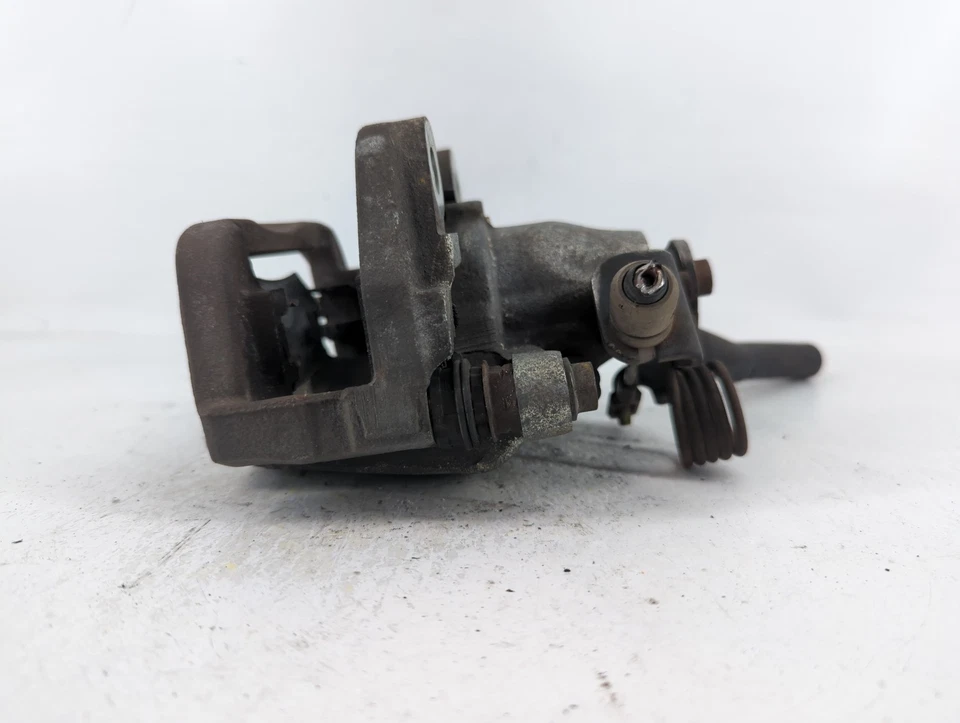 Pinza de freno izquierda conductor delantero Lincoln Mks JTWXW Foto 3 de 4