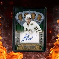 2011-12 Panini Crown Royale Tomas Vincour Rookie Auto #165