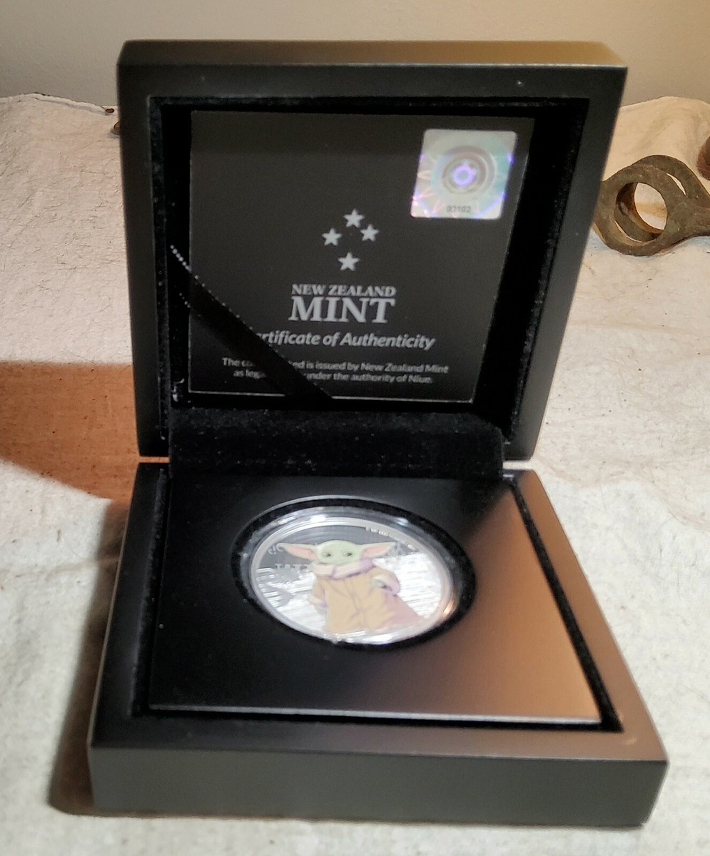 2021 THE MANDALORIAN THE CHILD BABY YODA GROGU SILVER COIN NEW