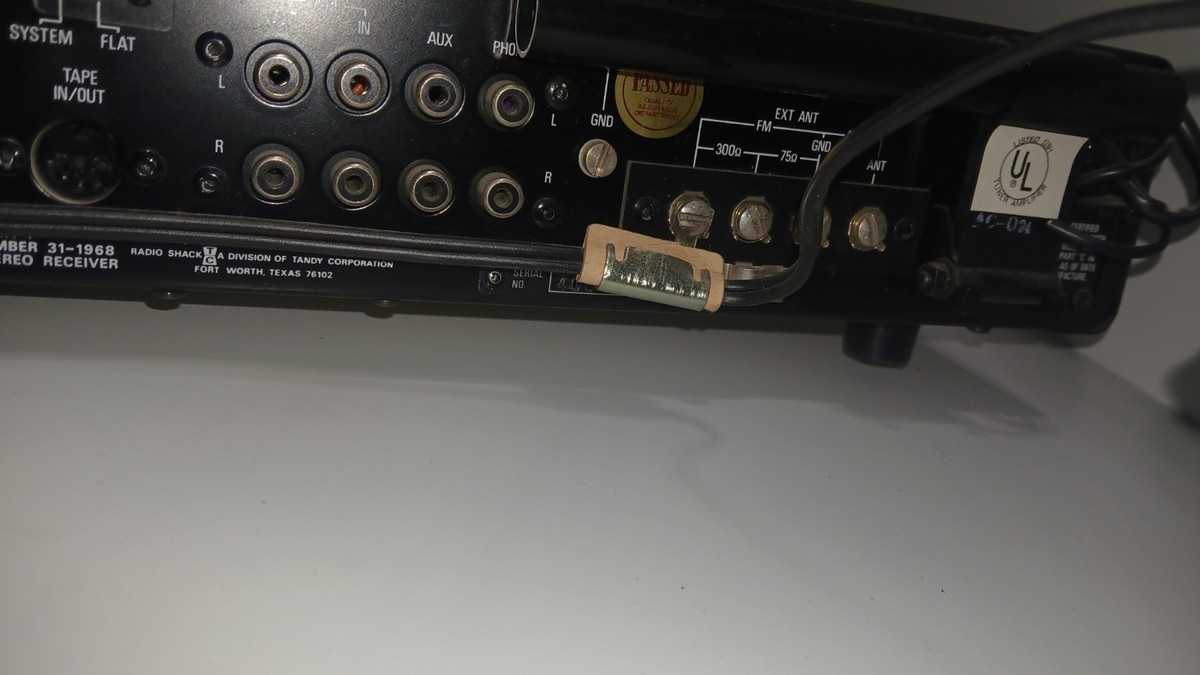 Récepteur Realistic STA-7L (System Seven) – Pour Pièces / Ne Fonctionne Pas