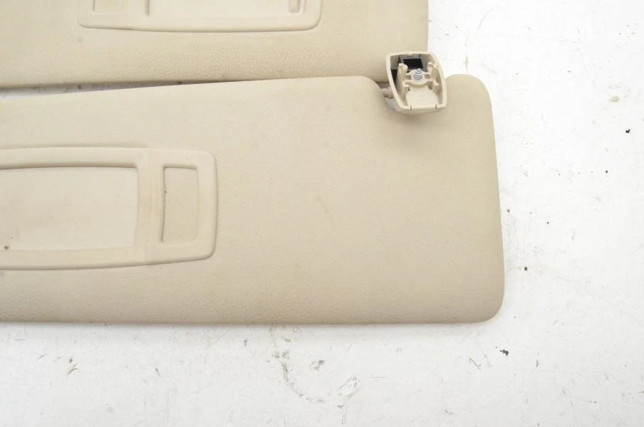 2014-2018 BMW 328d AWD Diesel Pair of Tan Sun Visors - Image 3 of 4