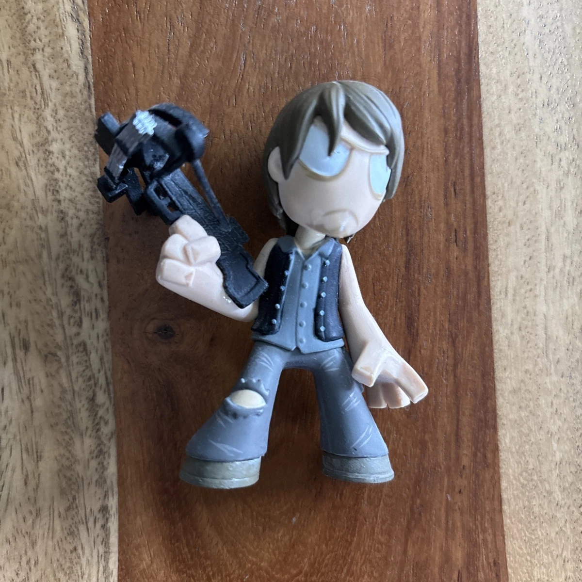 Preços baixos em Figuras de ação de vinil Funko Daryl Dixon e