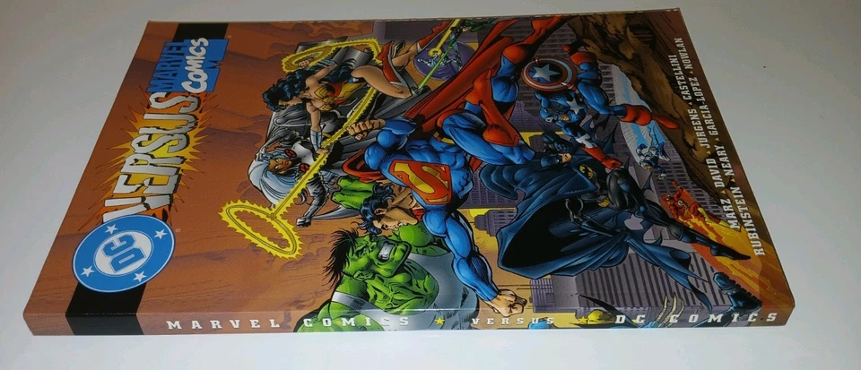 DC Versus Marvel Comics Graphic Novel Epic Crossover Event 1996 - Image 2 of 4