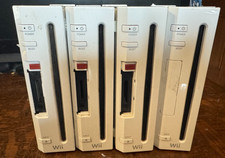 Lot of 4 Nintendo Wii Consoles For Parts/Repair (AS IS)All Power On.