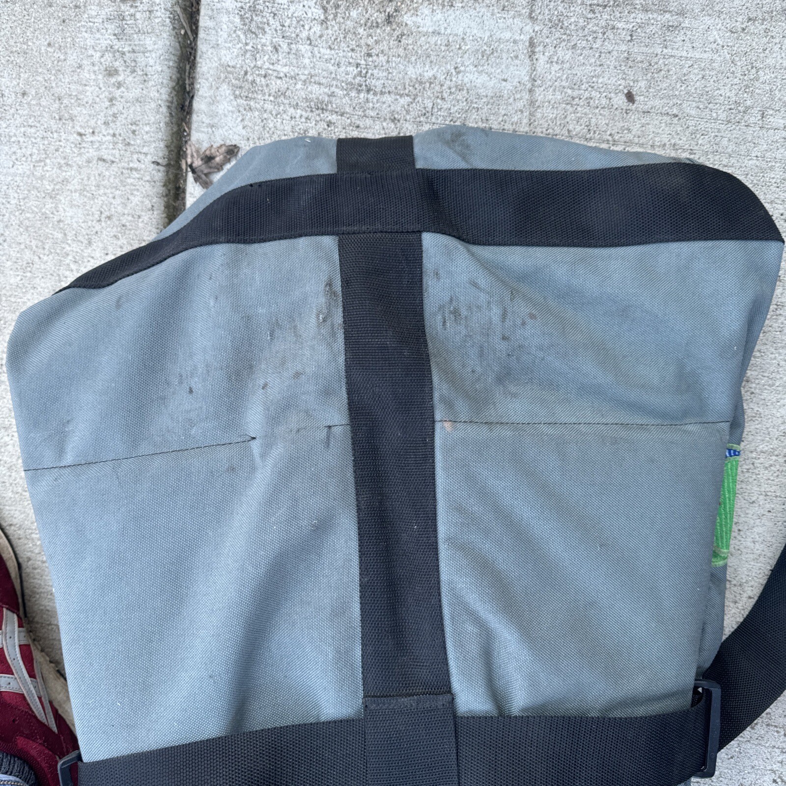 The Club Glove Last Bag Collegiate Golf Airline Travel Bag Butler