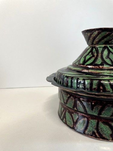 ANTICO CONTENITORE con COPERCHIO VASO RAME SMALTO GRAN FUOCO PRIMA META '900 - Foto 12 di 14