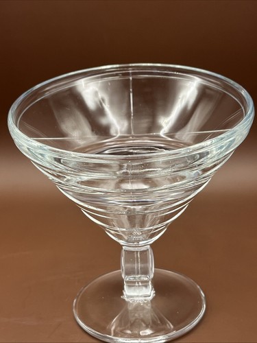 La Rochere OMEGA Contemporary Lines Ice Cream Dessert Glass - Picture 6 of 14