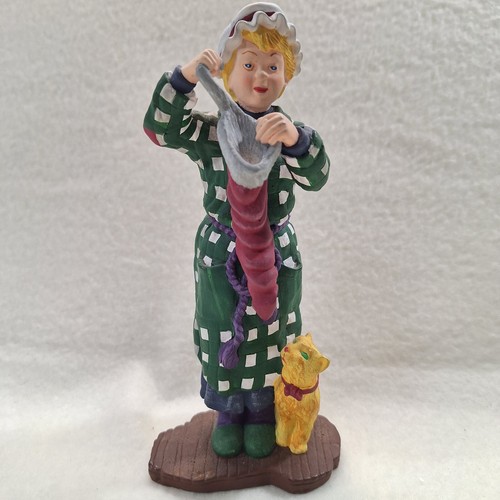 Department 56 All Through The House Sue Ellen 9305-0-B Christmas Village Figure - Picture 9 of 13