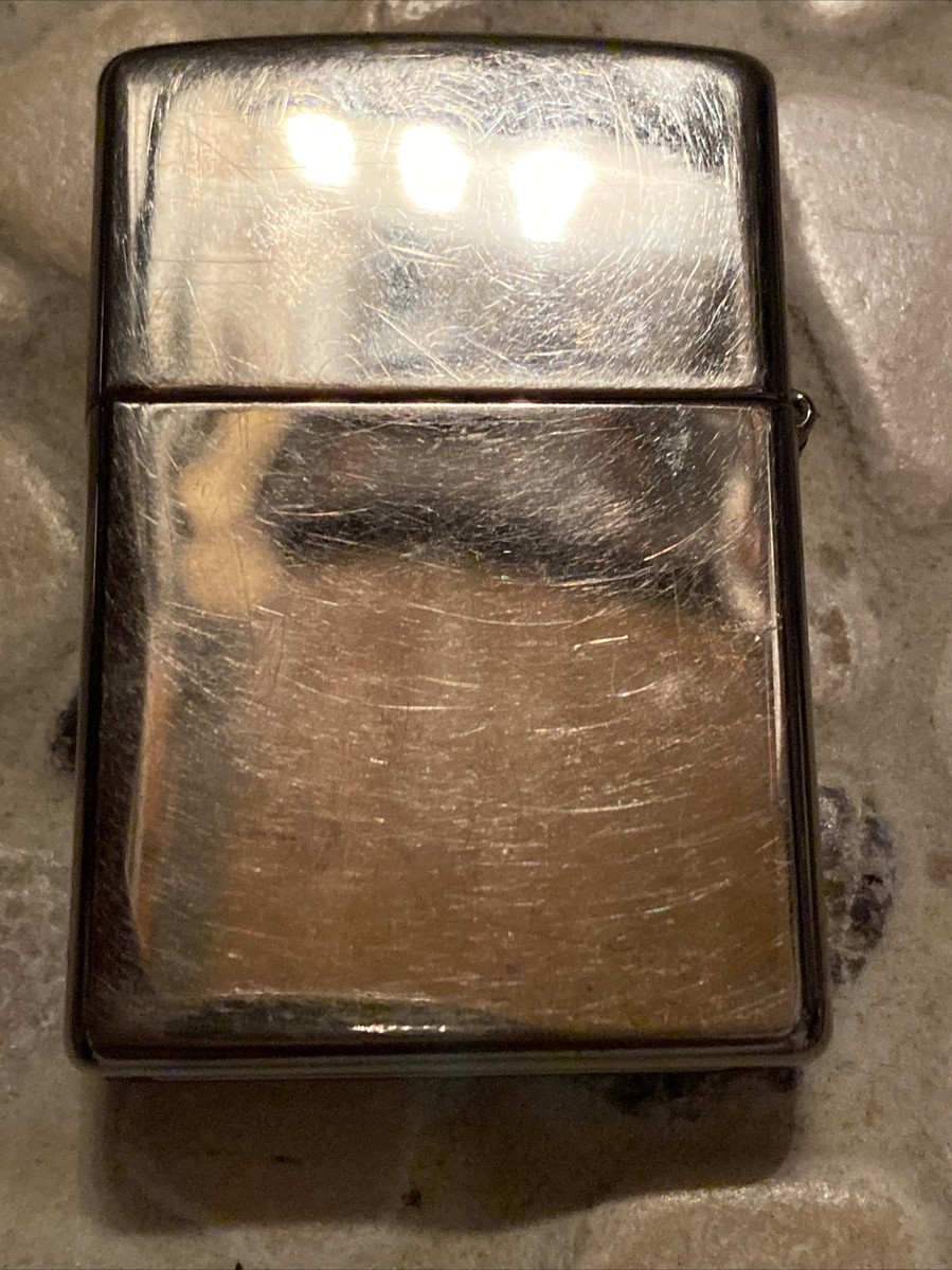 ZIPPO No. 250 WOLF HUSKY DOG LIGHTER (2010) REF:9807R Puppy ZIPPO No. 250 WOLF HUSKY DOG LIGHTER (2010) REF:9807R Puppy