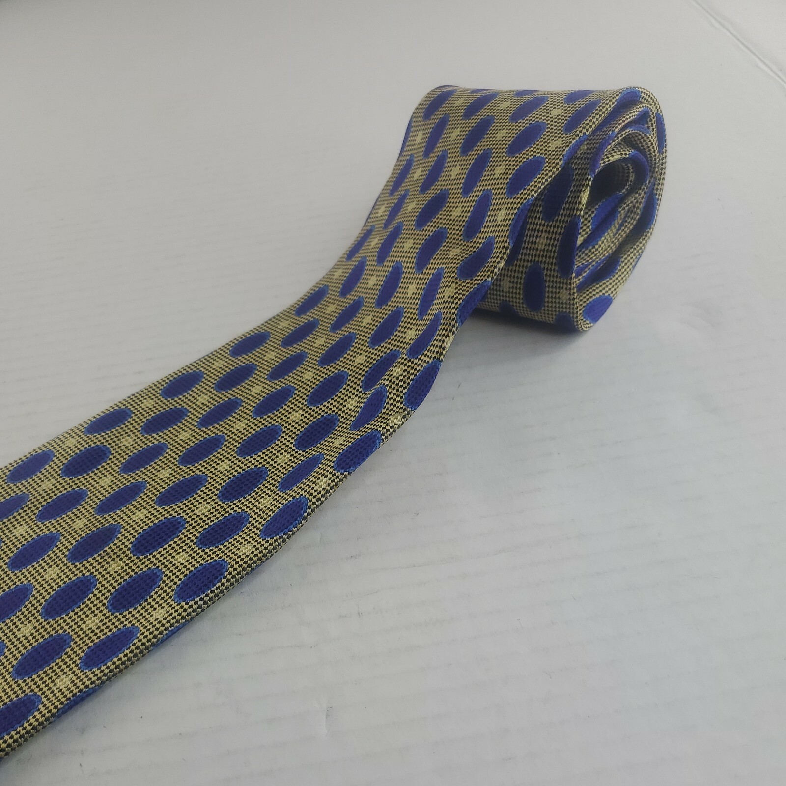 Picture 2 of 6