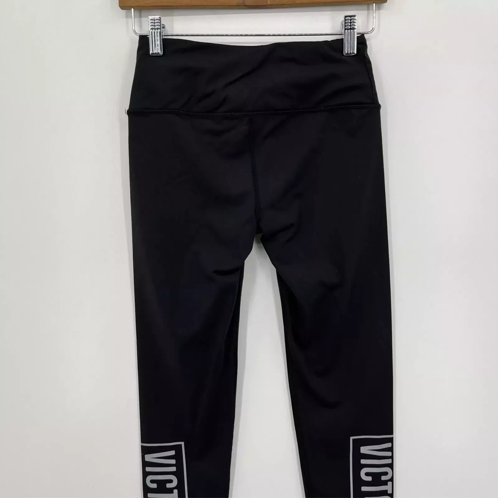 victoria-secret-vs full length logo yoga leggings
