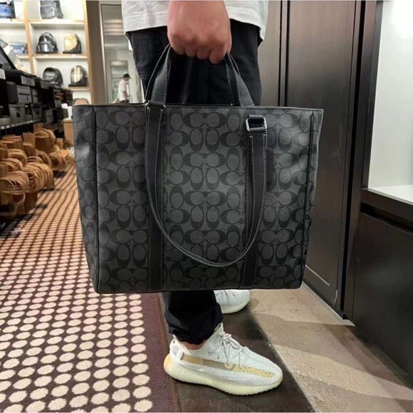Coach CB849 Hudson Double Handle Tote Signature Canvas