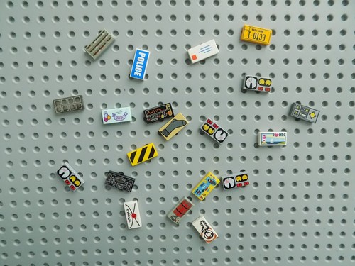 Lego Lot of 20 1x2 Tiles with printed pattern design combine shipping to save b - Picture 2 of 2