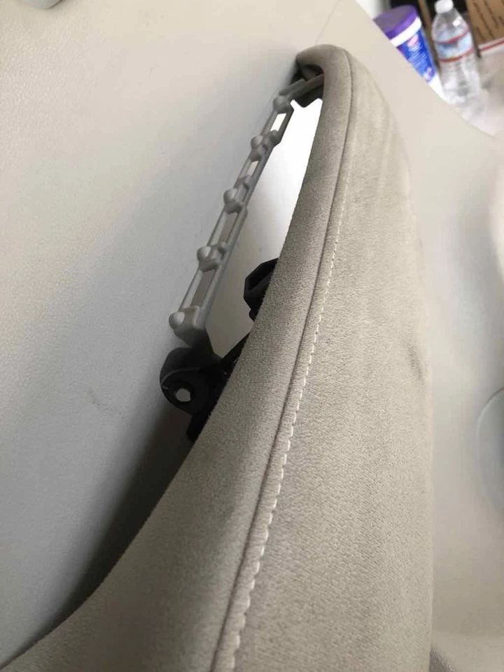 Panel de moldura de puerta interior trasera izquierda Nissan LEAF 2011-2012 4 puertas lado del conductor Foto 4 de 4