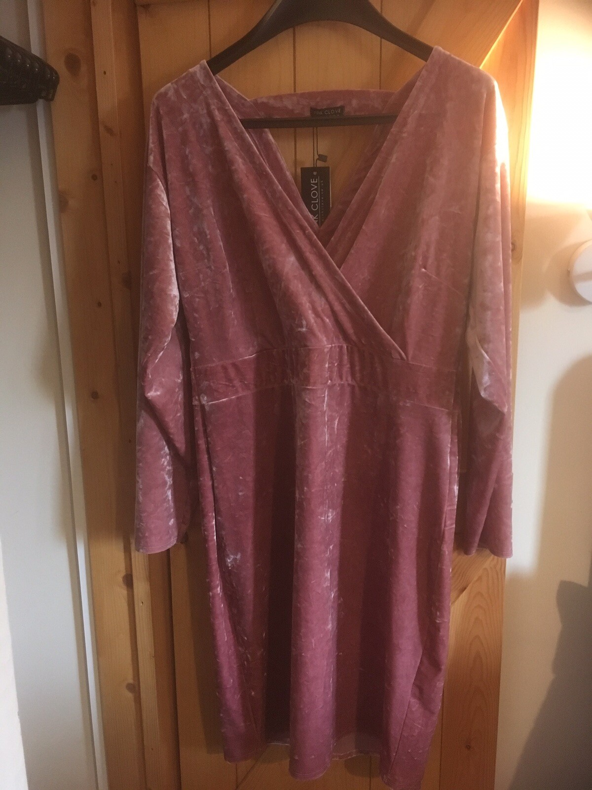 Picture 1 of 5