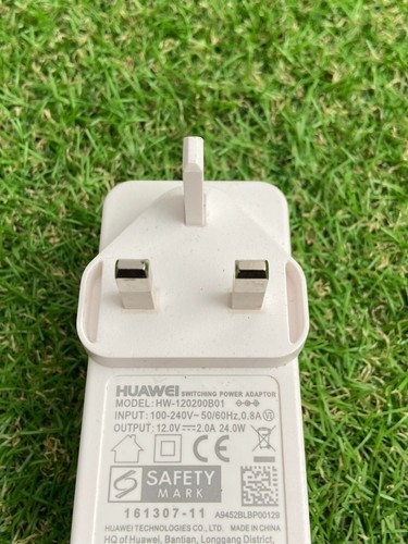 HUAWEI H112-370 5G WIFI CPE Pro Router 2.3GBPS HOME OFFICE UNLOCKED WIFI - Picture 8 of 9
