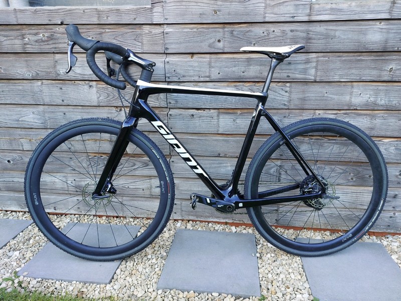 GIANT TCX Pro1 SRAM FORCE AXS, HUNT CARBON WHEELS Cyclocross /Gravel Bike