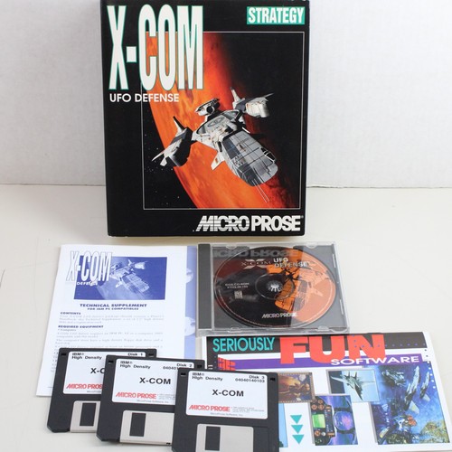 X-Com UFO Defense PC Game 3.5" Disc CD-ROM Microprose Strategy 1994