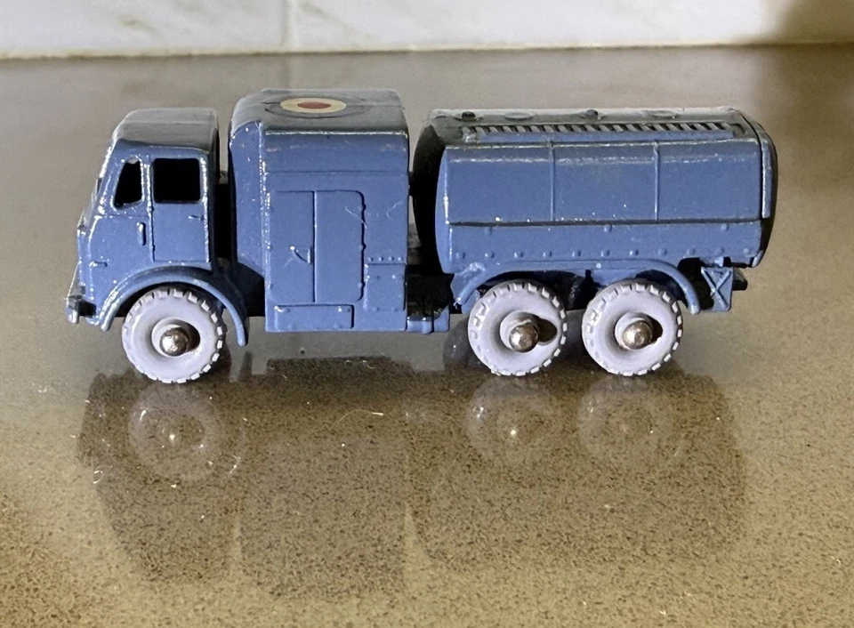Matchbox/Lesney 73a; Leyland Hippo RAF 10 Ton Pressure Refueller; RAF Blue, GPW - Image 3 of 4