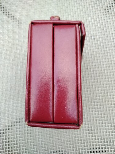 VINTAGE WOLF DESIGNS RED JEWELRY BOX - Picture 4 of 11