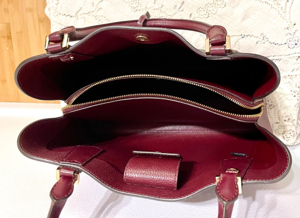 MICHAEL KORS Kimberly Signature EW Satchel Burgundy & Brown Leather 35F9GKFS7V - Image 4 of 4