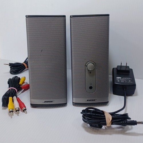 Système de haut-parleurs portables Bose Companion 2 Series II avec alimentation et câbles RCA