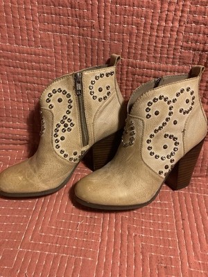 Steve Madden Women's Leather Ankle Booties Boots Studded Size 8M