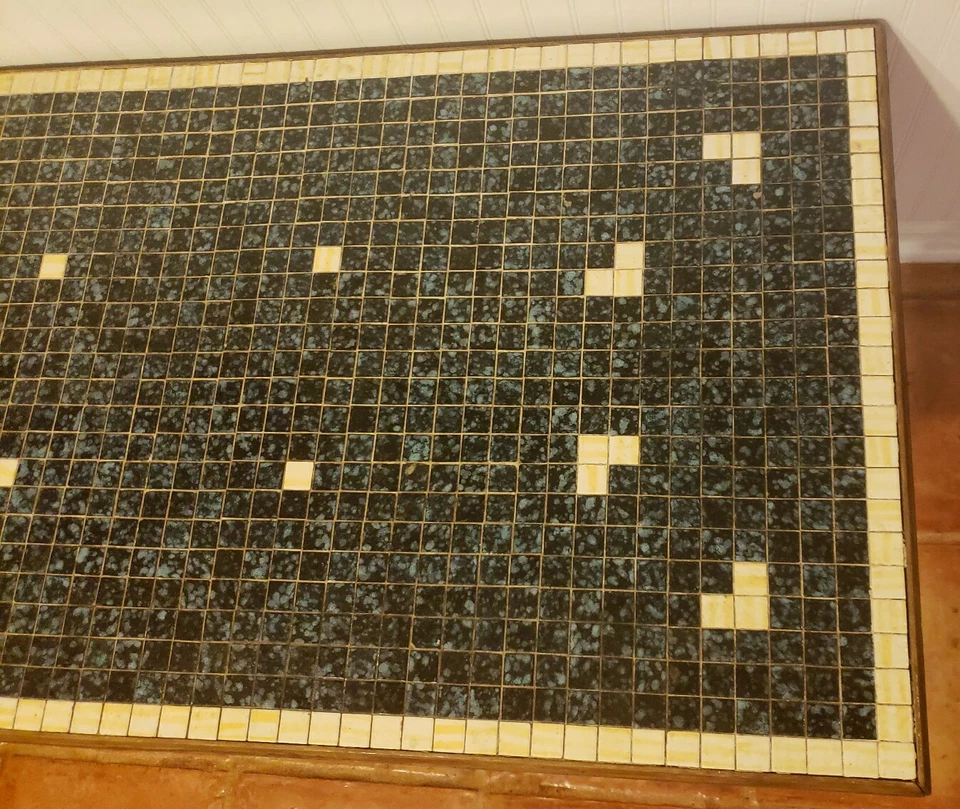 Mesa de centro moderna rectangular de mediados de siglo con azulejos de madera MCM AZULEJO AZUL BLANCO Foto 2 de 4