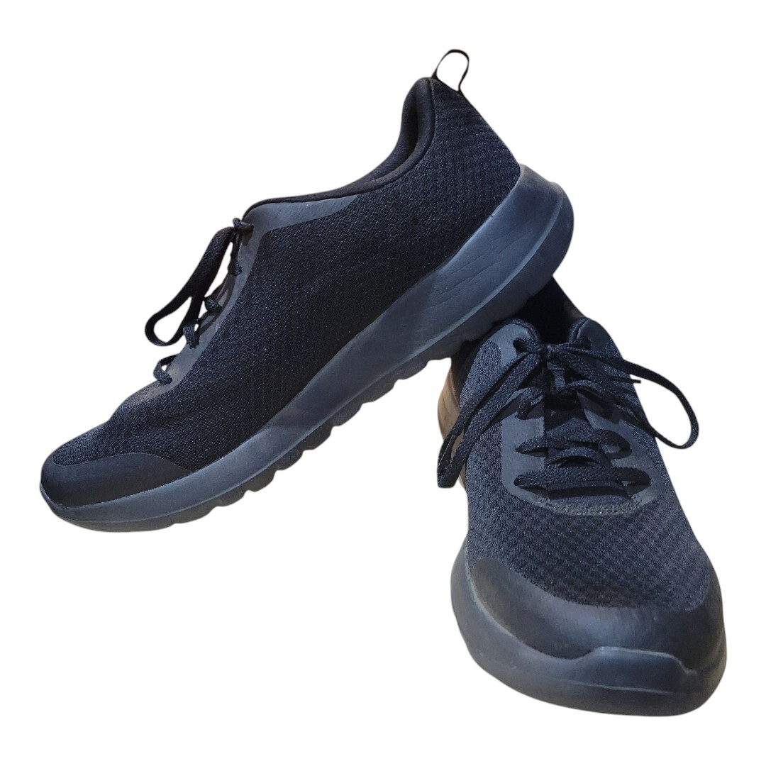 SKECHERS Go Max Mens athletic sneaker shoes size 10.5 M black fabric upper