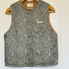 Urban Outfitters Gilet Size S - P Green Paisly Fleece Lined  Fashion Festival