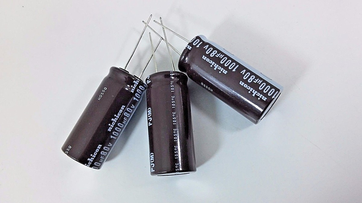 3 Nichicon Capacitor Electrolytic Aluminum Radial Lead 1000uF 80V