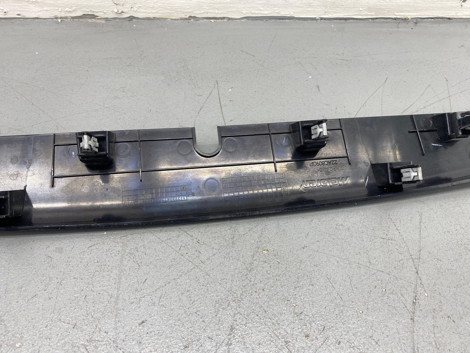 2020-2023 MCLAREN GT REAR BUMPER INSERT TRIM PANEL 22AC809GP OEM 2021 2022