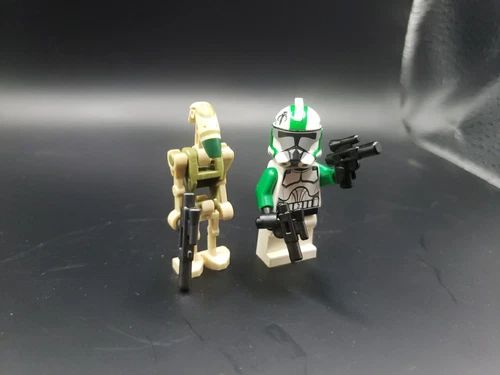 Genuine lego green clone trooper with CAC helmet and kashyk b1 battle droid