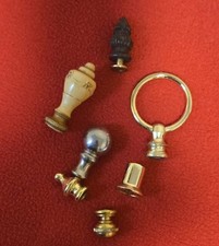 Zestaw 7 zabytkowych końcówek lamp