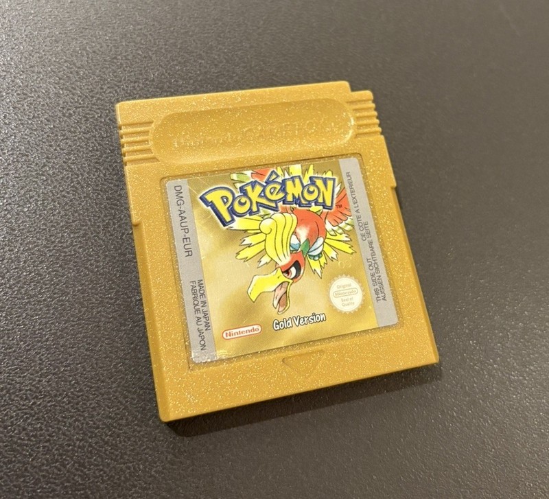Pokemon Gold Nintendo Game Boy Color UK Version G4 - Tested - NEW BATTERY