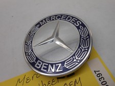 Tapa central Mercedes azul y cromo OEM A1714000125 / 1714000125 GS0397