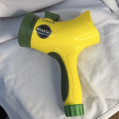 #ad #ad Miracle Gro Ergonomic Garden Hose Nozzle Yellow Green Shower Flat Spray $17.00