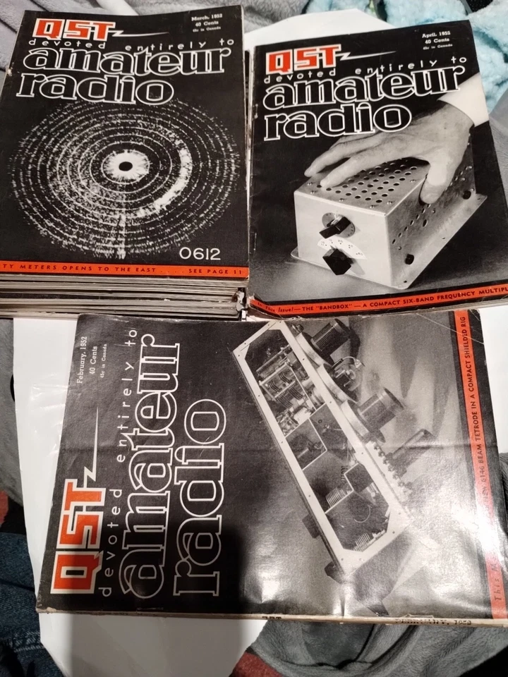 LOT OF QST Amateur Radio 1952 Magazines - Image 3 of 4