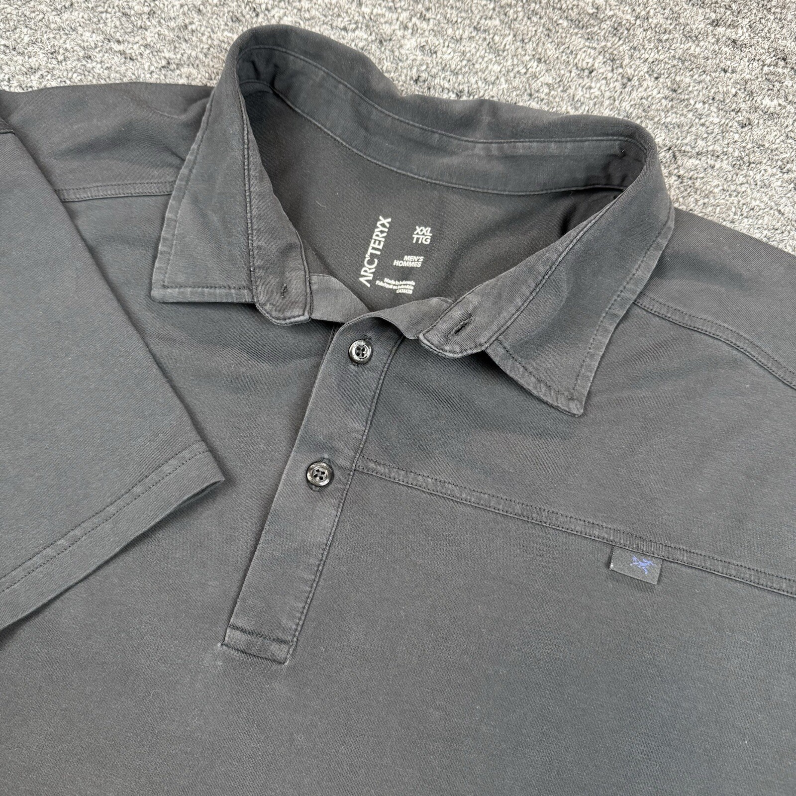 Arc'teryx Captive Polo Uomo XXL 2XL Grigio Antracite Elasticizzata Manica Corta