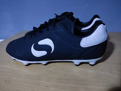 football shoes sports mens kids Sondico strike TF UK size 6 EU 39 Black & white