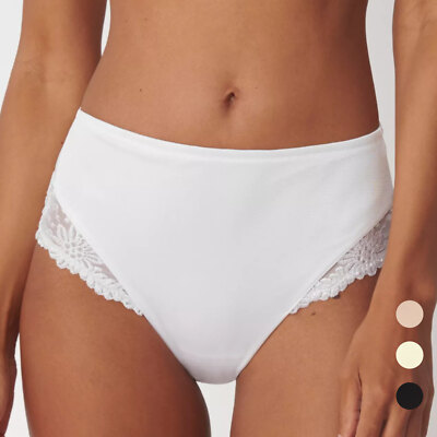 Triumph Ladyform Soft Maxi - Weiss / Schwarz / Chrysantheme / Smooth Skin