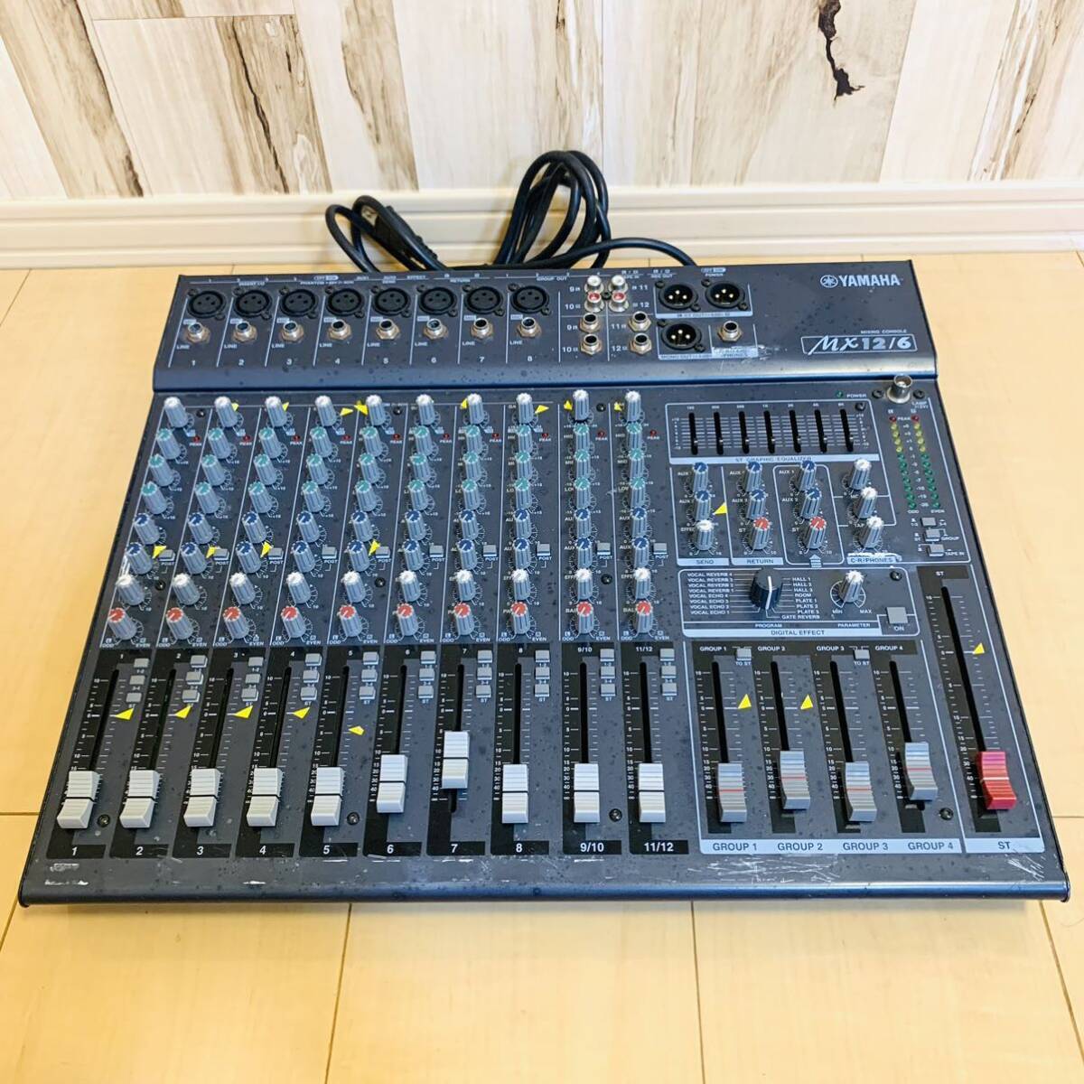 YAMAHA Yamaha MX12/6 MIXING CONSOLE | 8-23 Channels | 4 YAMAHA Yamaha MX12/6 MIXING CONSOLE | 8-23 Channels | 4