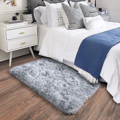 Small Area Rug 2x3 Rug for Bedroom Shaggy Throw Rugs for 2 x 3 Feet Light Grey - Picture 2 of 5