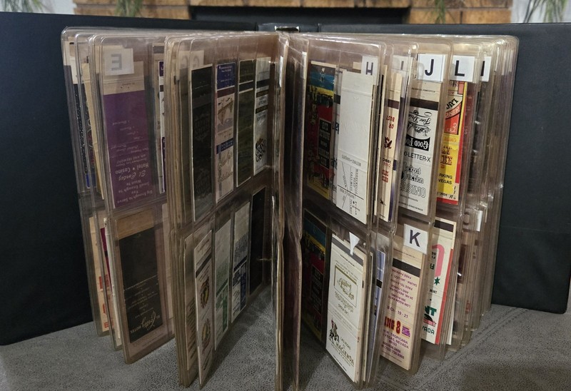 Album Of 515 Vintage nevada casino Matchbook Covers, Very Nice Collection