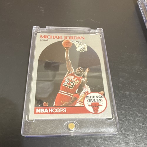 NBA Hoops 1990-91 Michael Jordan #65 Chicago Bulls NBA Basketball Card - Picture 1 of 3