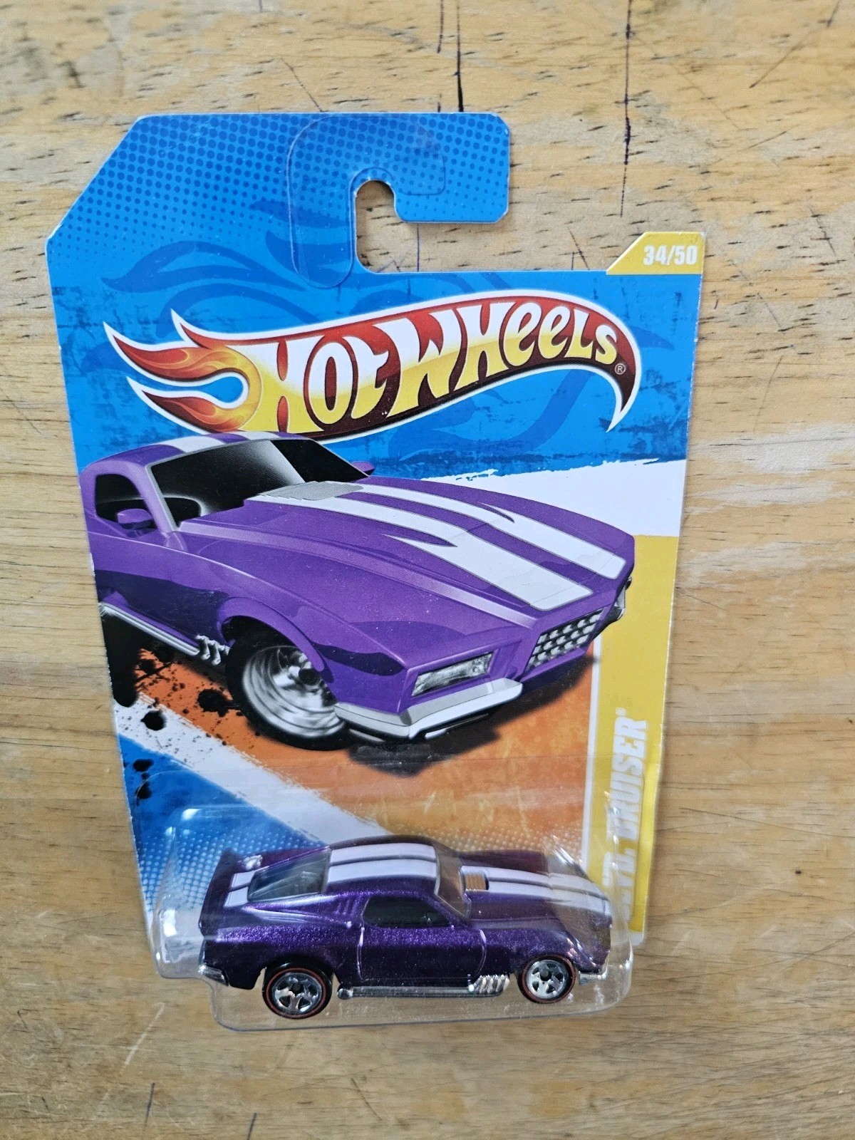 Hot Wheels BLVD. BRUISER, Purple; 2011 New Models Series 34/50
