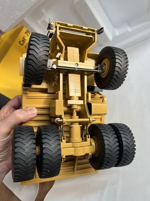 Caterpillar 797 Off Highway Truck 1:50 Scale Diecast Model NZG